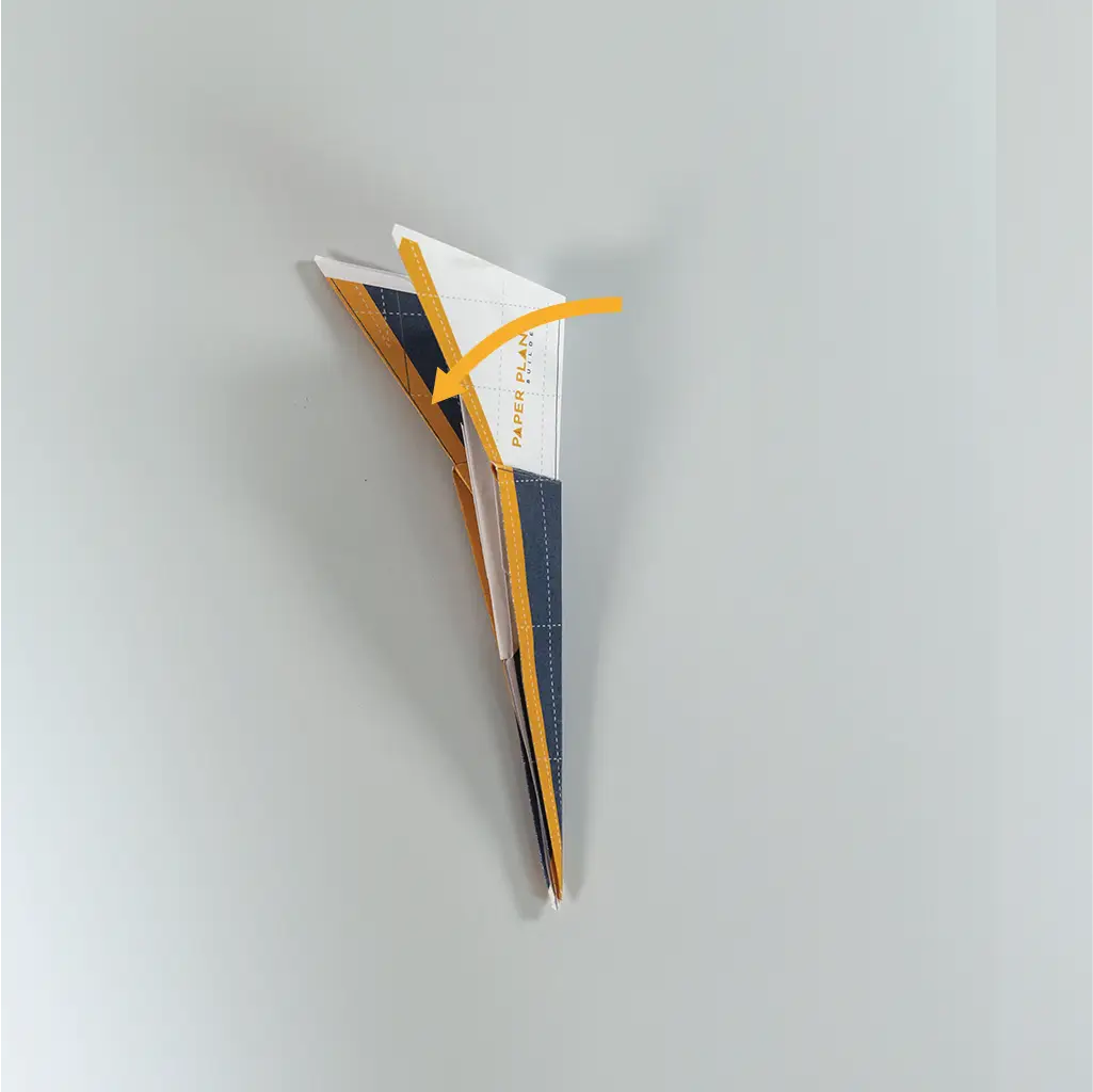 Fold both wings over to define the fuselage and wings.